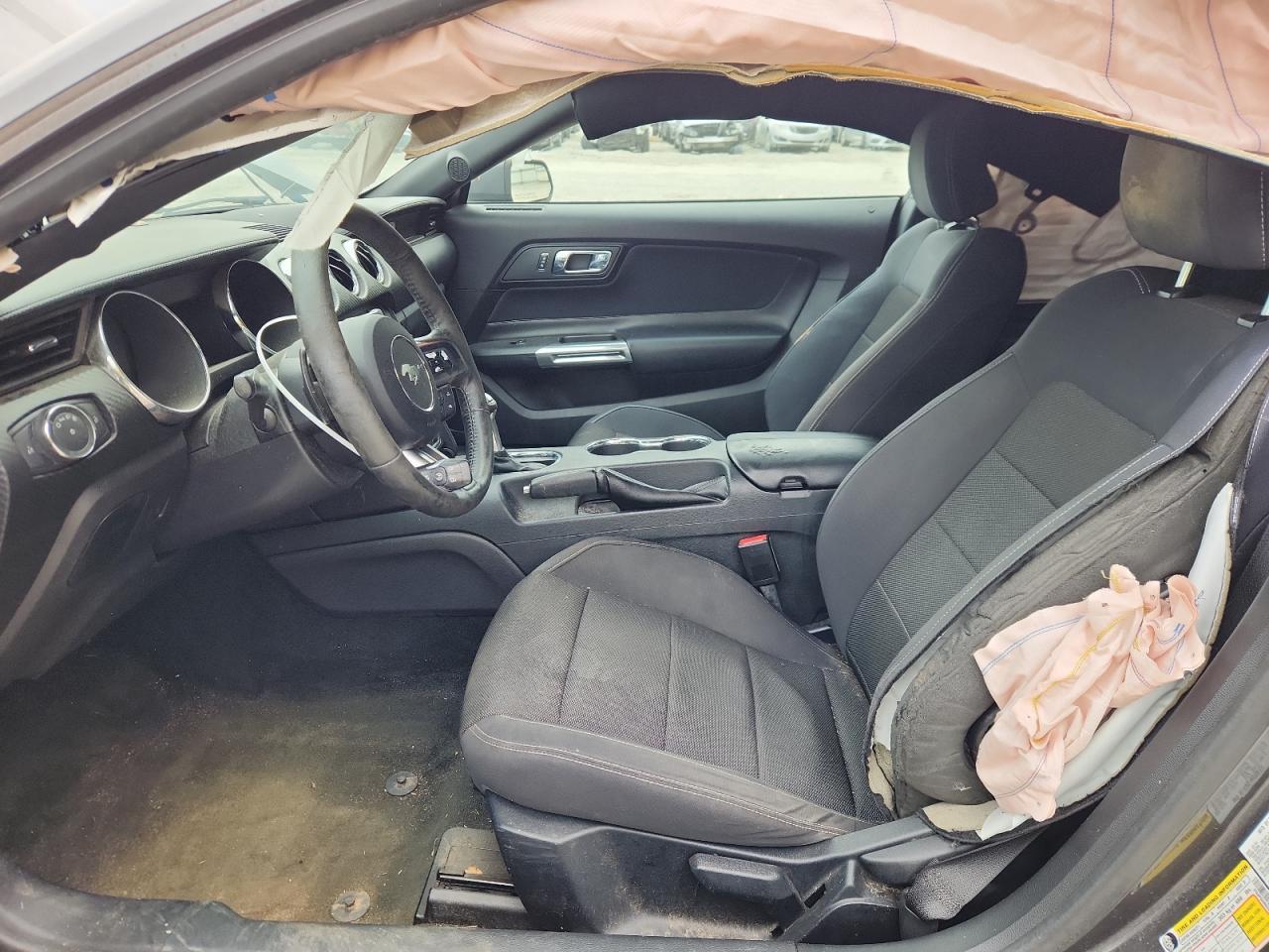 2016 Ford Mustang - Фото 7