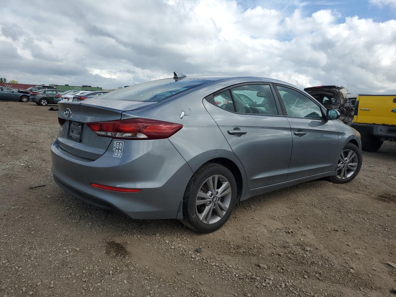 2018 Hyundai Elantra Sel - Фото 3
