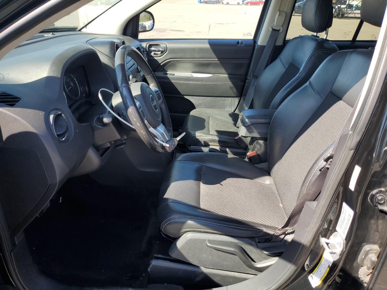 2017 Jeep Compass Latitude - Image 7