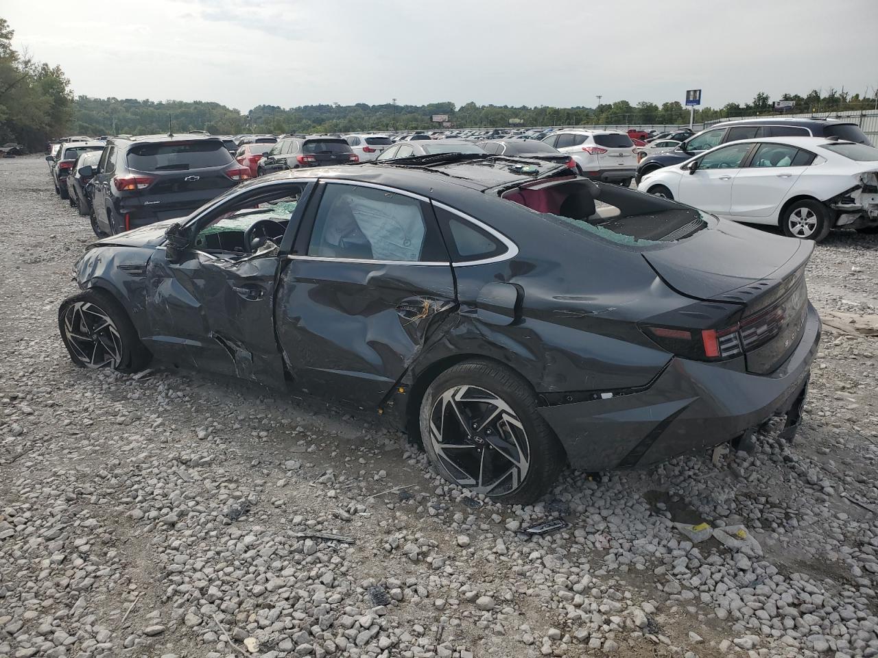 2024 Hyundai Sonata Sel - Image 2