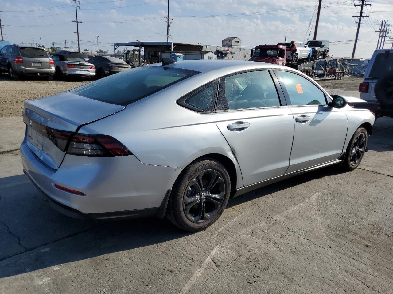 2025 Honda Accord Se - Фото 3