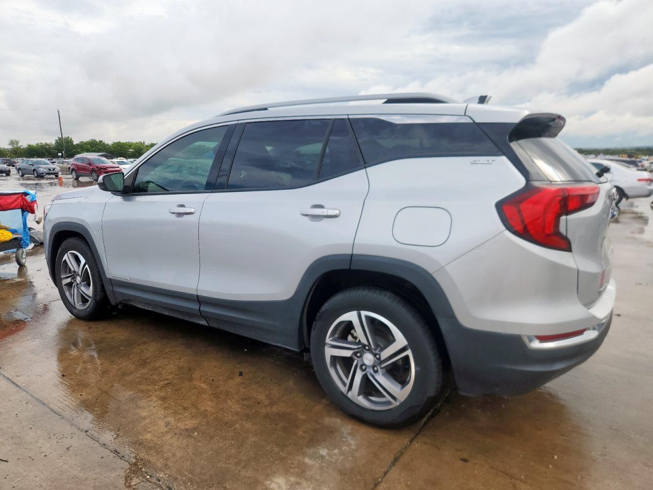 2019 GMC Terrain Slt - Image 2