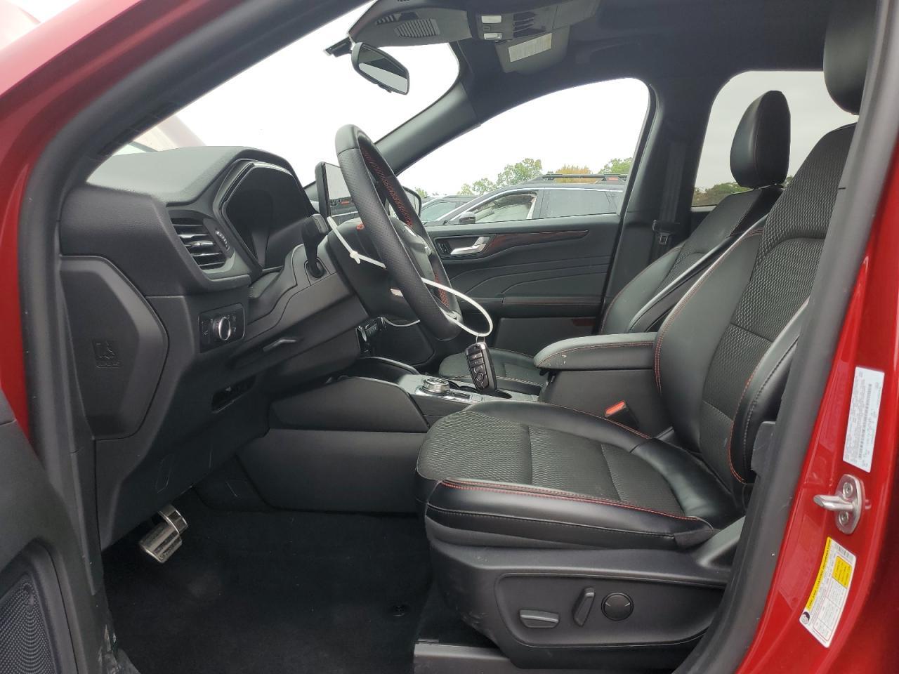 2024 Ford Escape St Line - Image 7