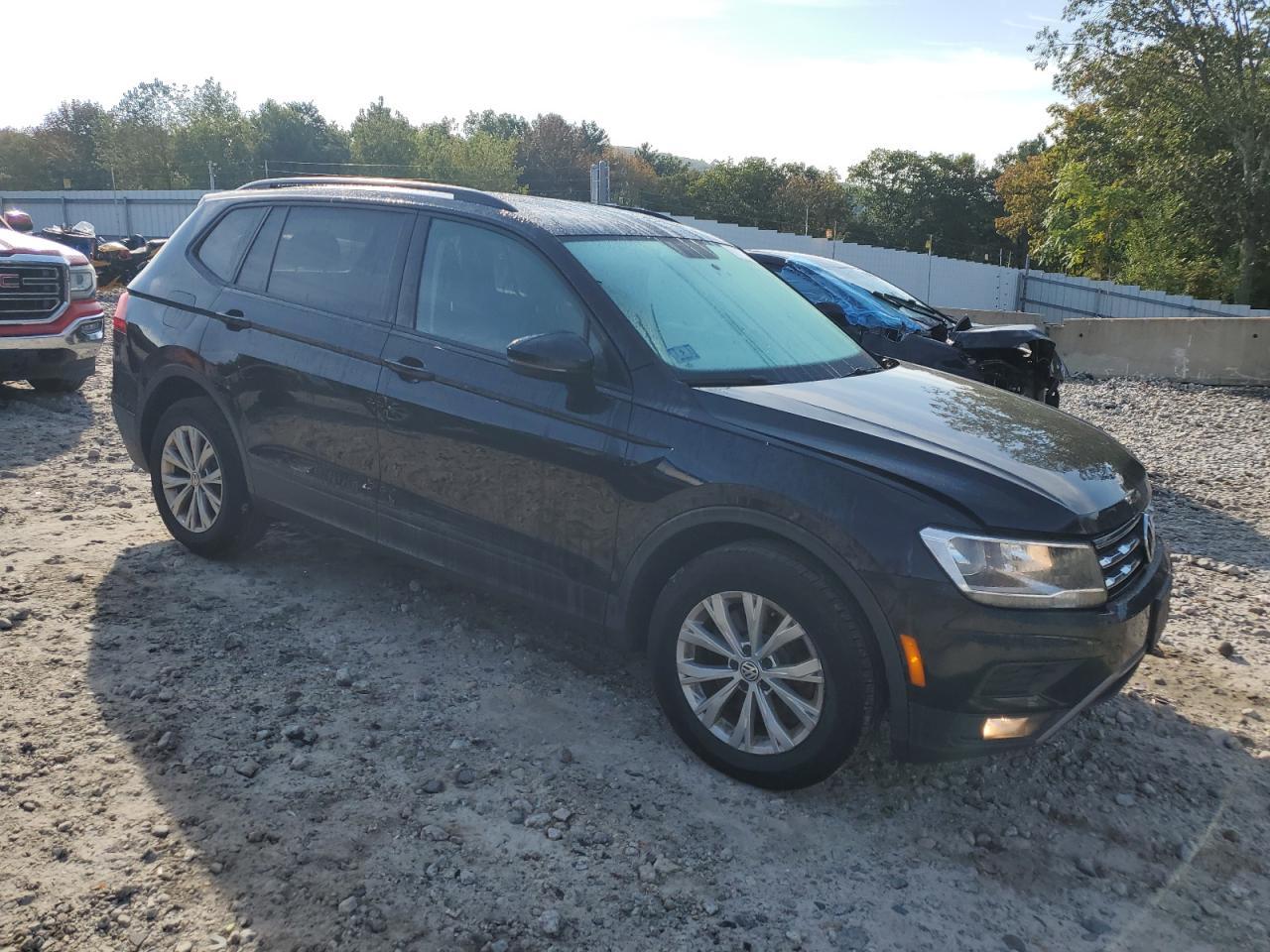 2018 Volkswagen Tiguan S - Image 4