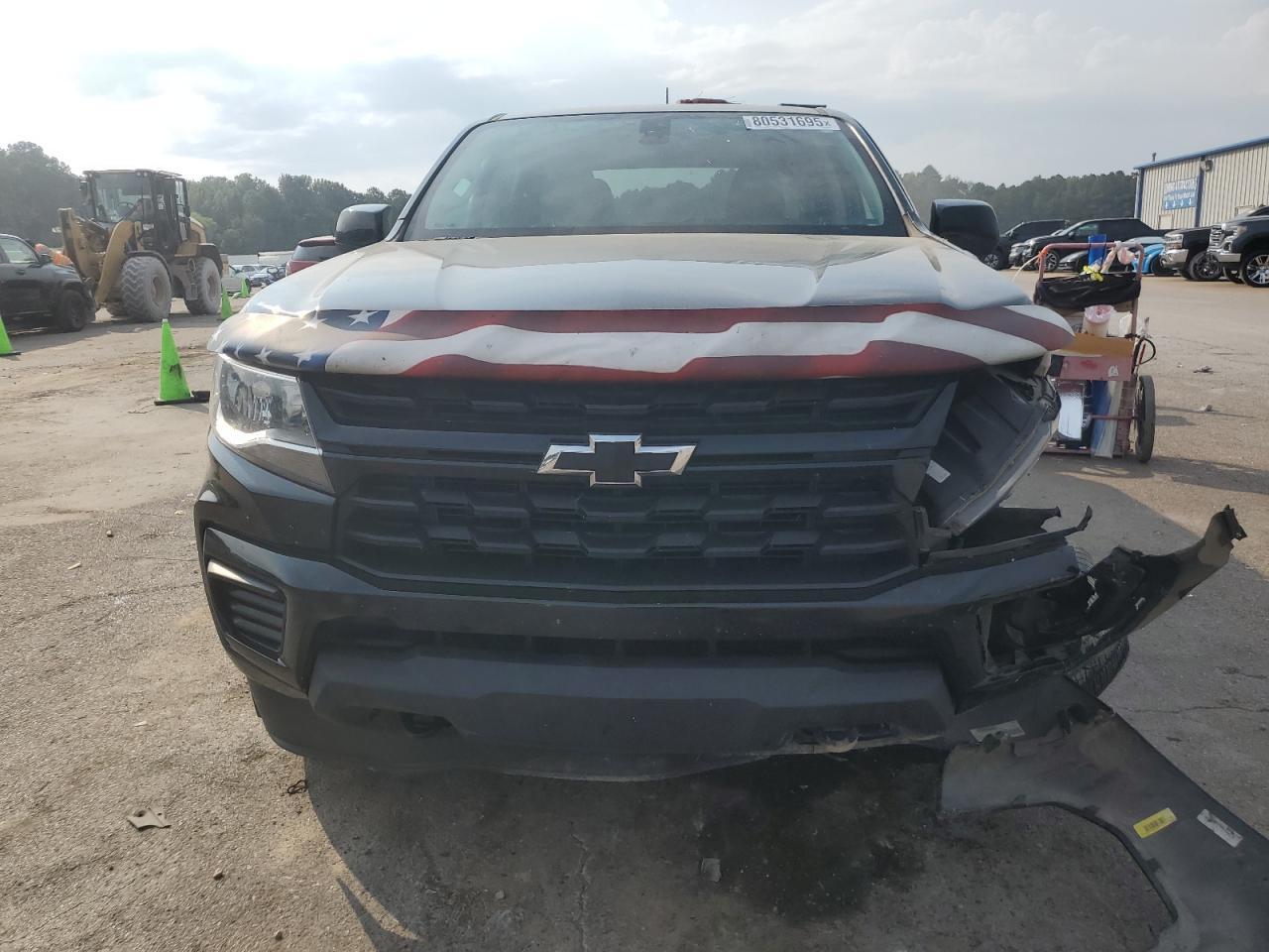 2021 Chevrolet Colorado - Image 5