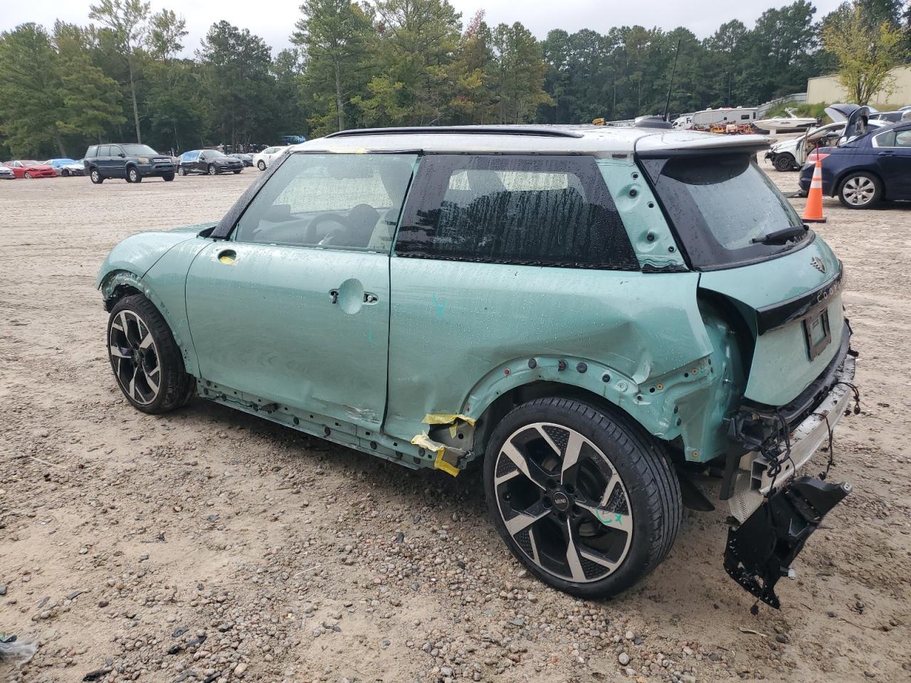 2025 Mini Cooper S - Фото 2