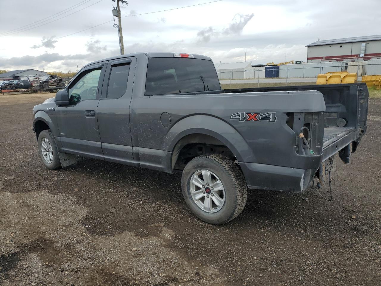 2015 Ford F150 Super Cab - Image 2