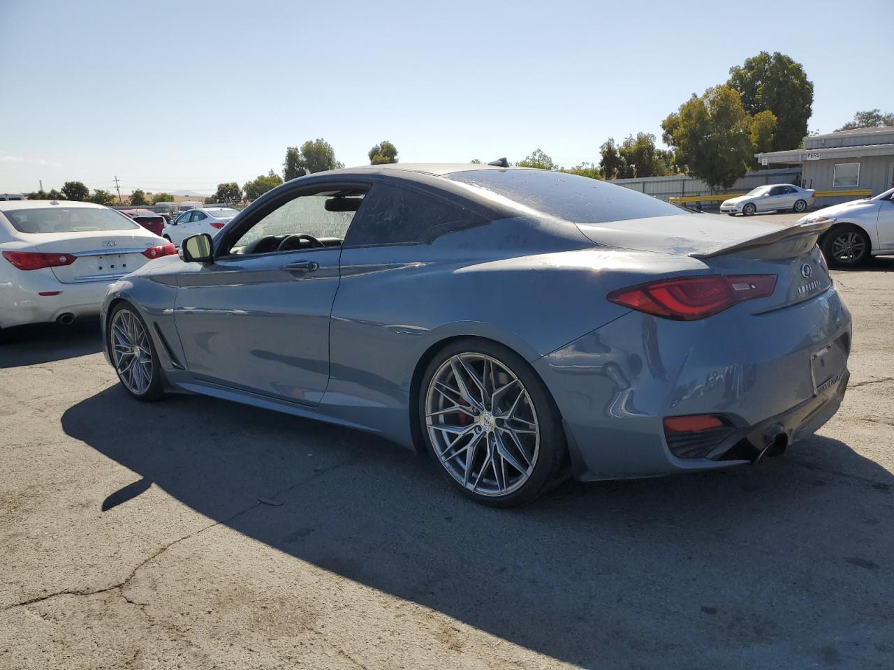 2022 Infiniti Q60 Red Sport 400 - Фото 2