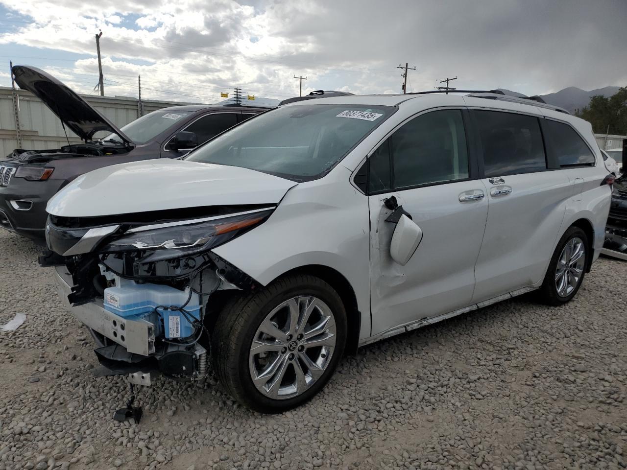 2024 Toyota Sienna Limited