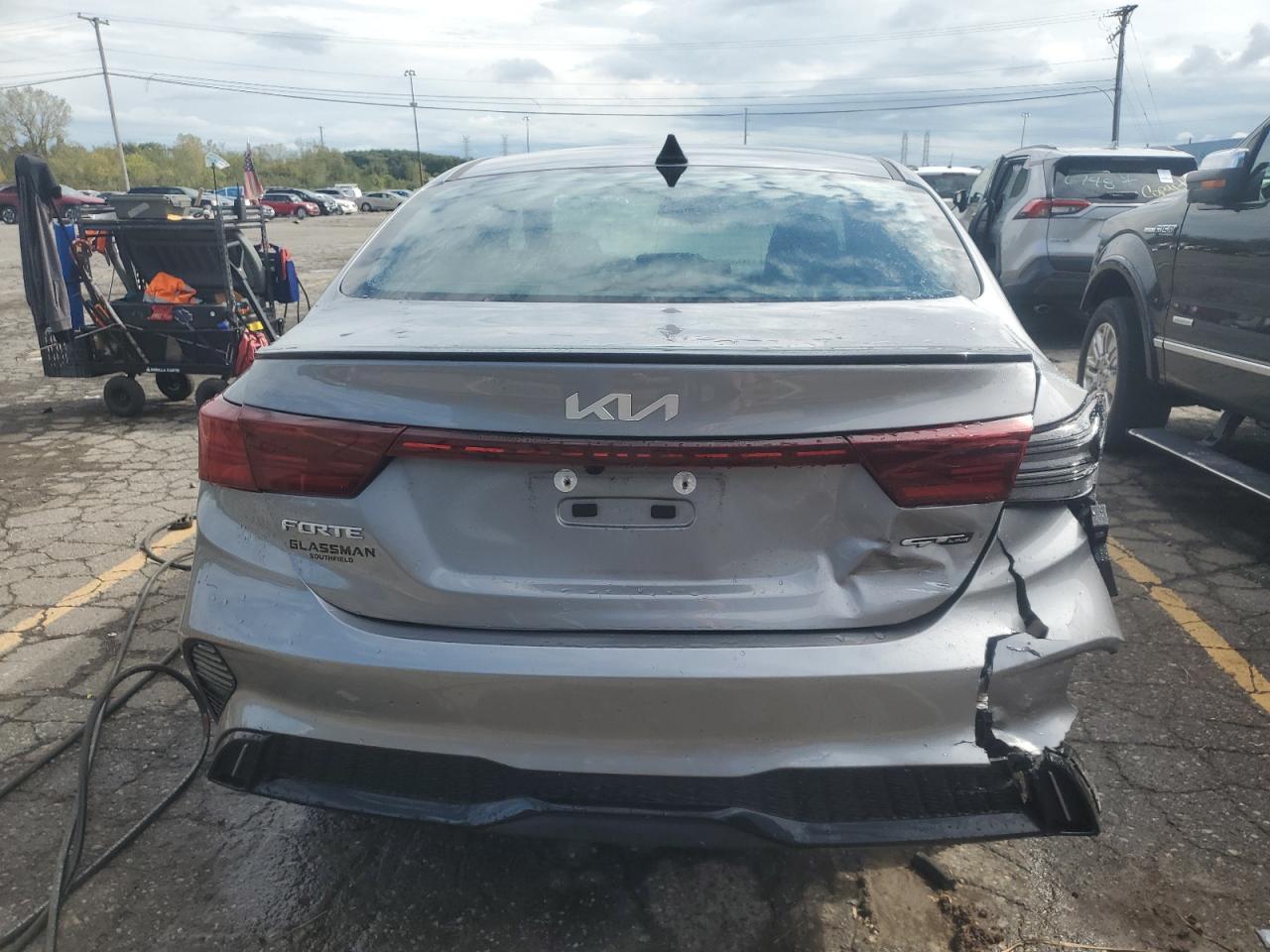 2024 Kia Forte Gt Line - Image 6