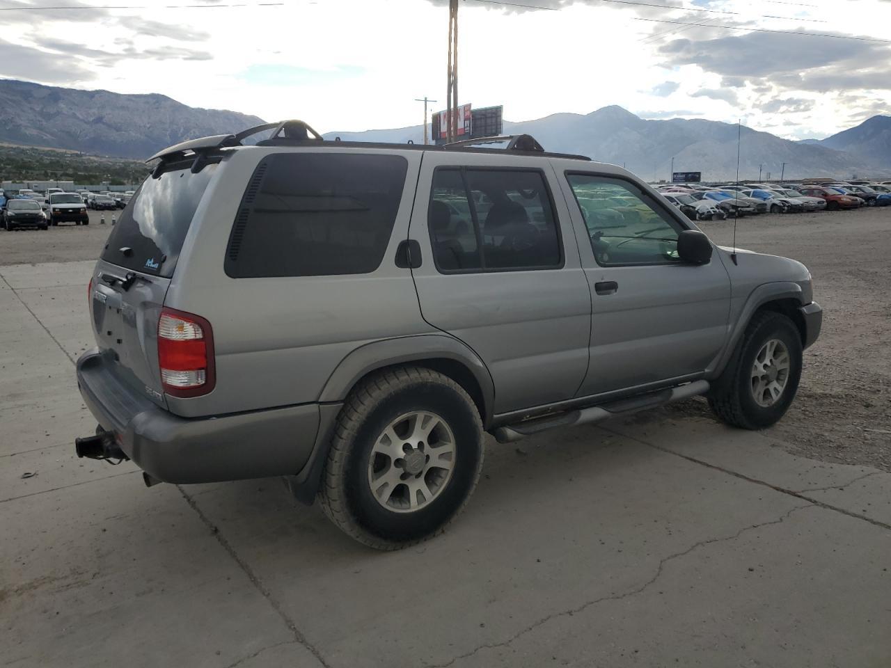 2001 Nissan Pathfinder Le - Фото 3
