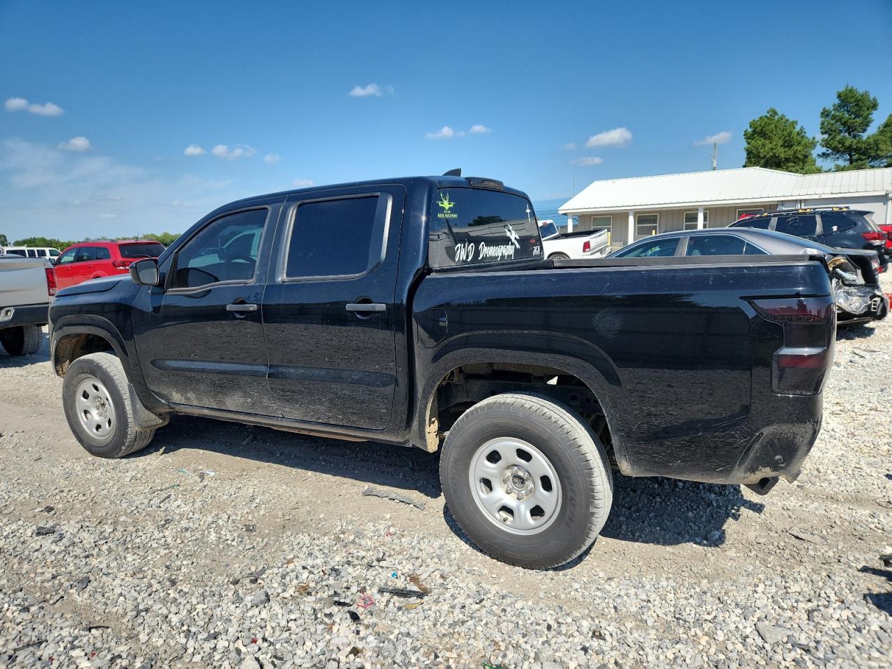 2022 Nissan Frontier S - Фото 2