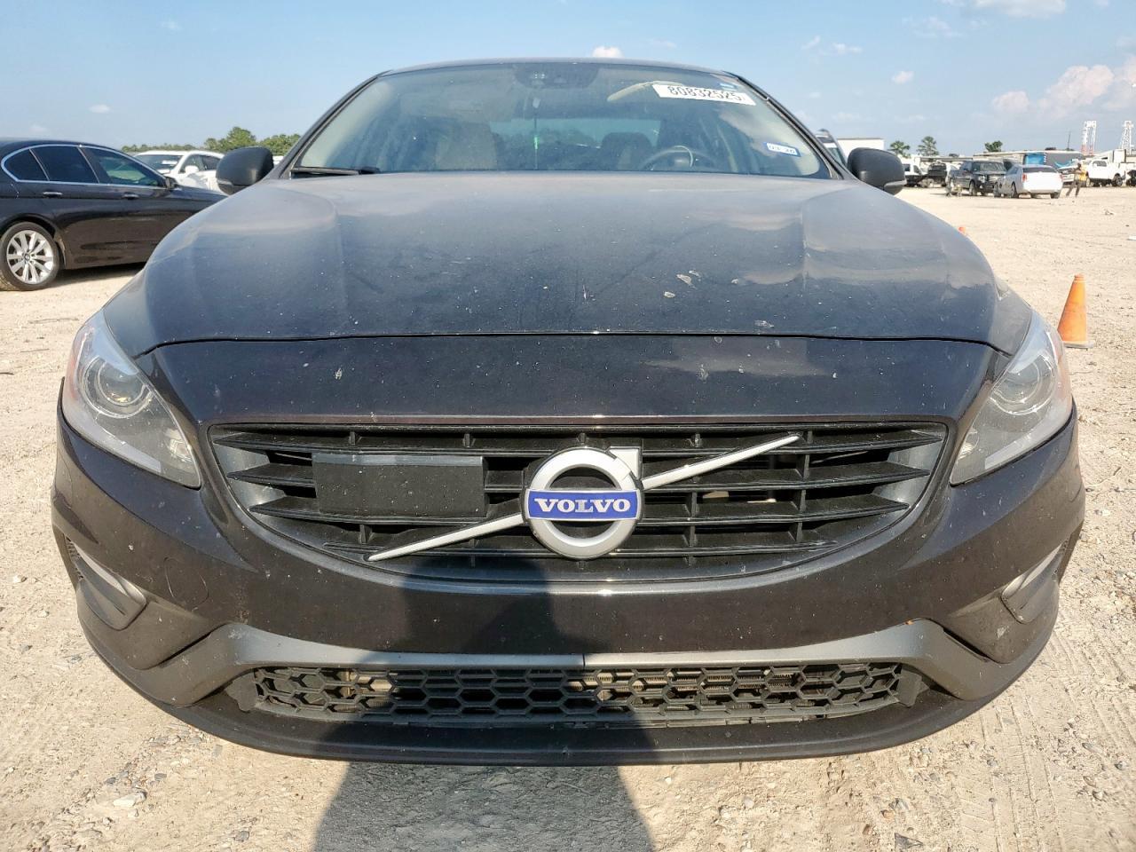 2017 Volvo S60 - Image 5