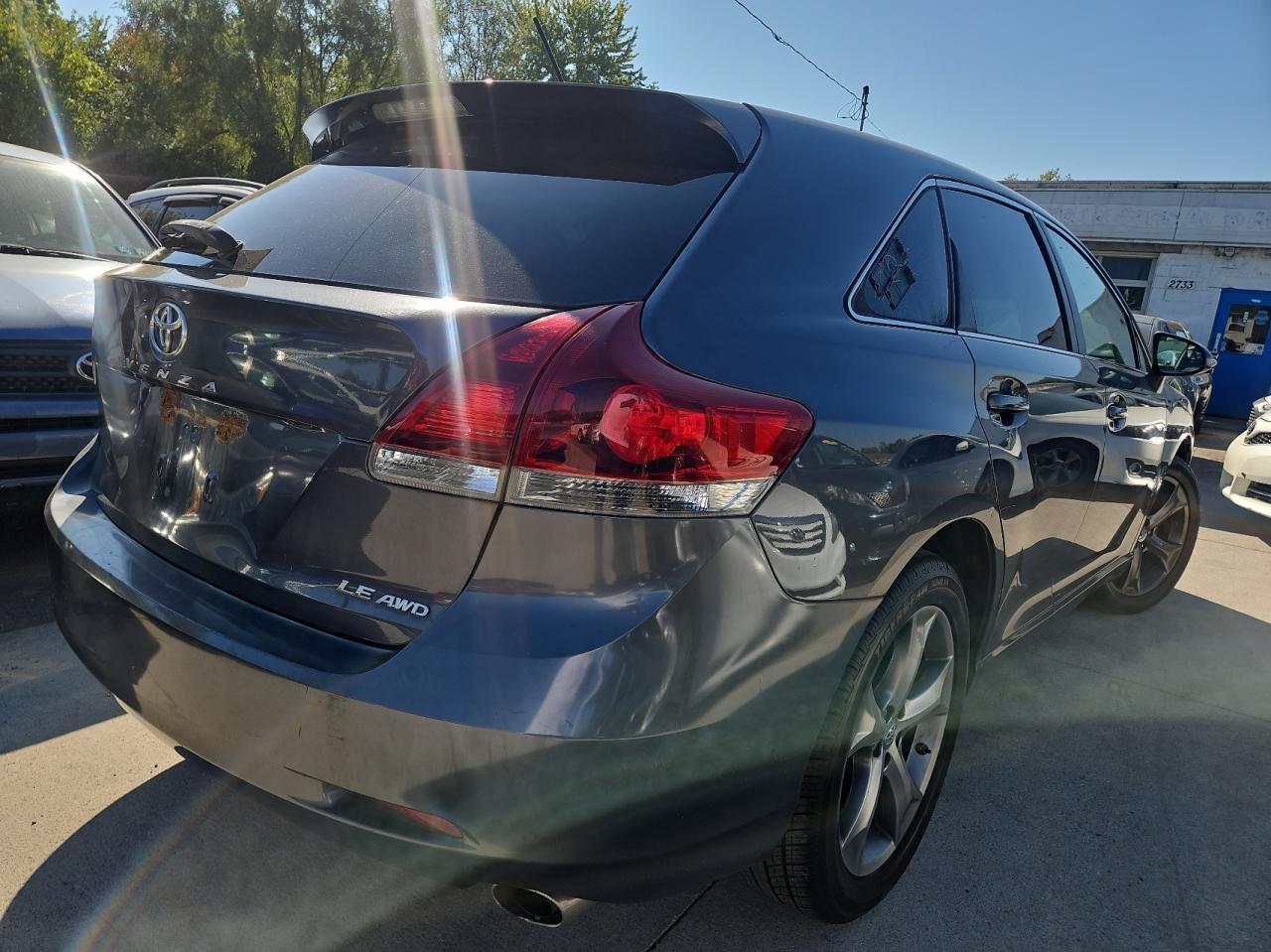 2013 Toyota Venza Le - Фото 4