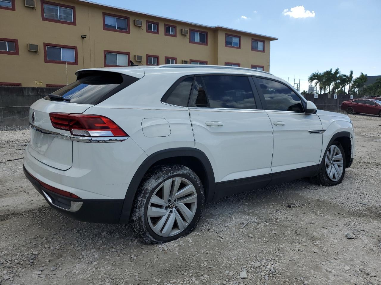 2021 Volkswagen Atlas Cross Sport Se - Фото 3