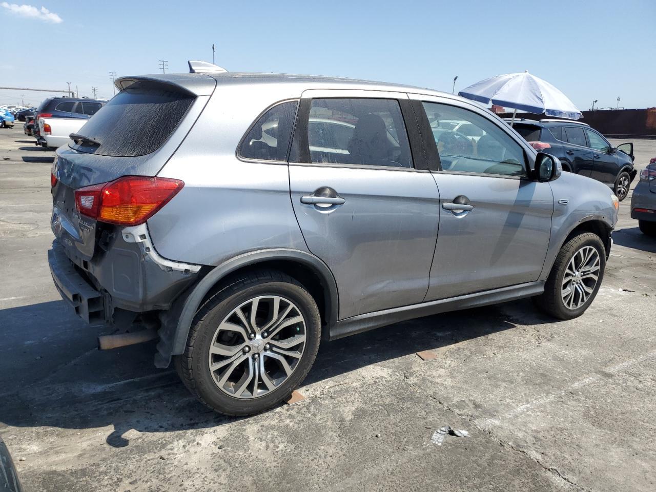 2017 Mitsubishi Outlander Sport Es - Фото 3