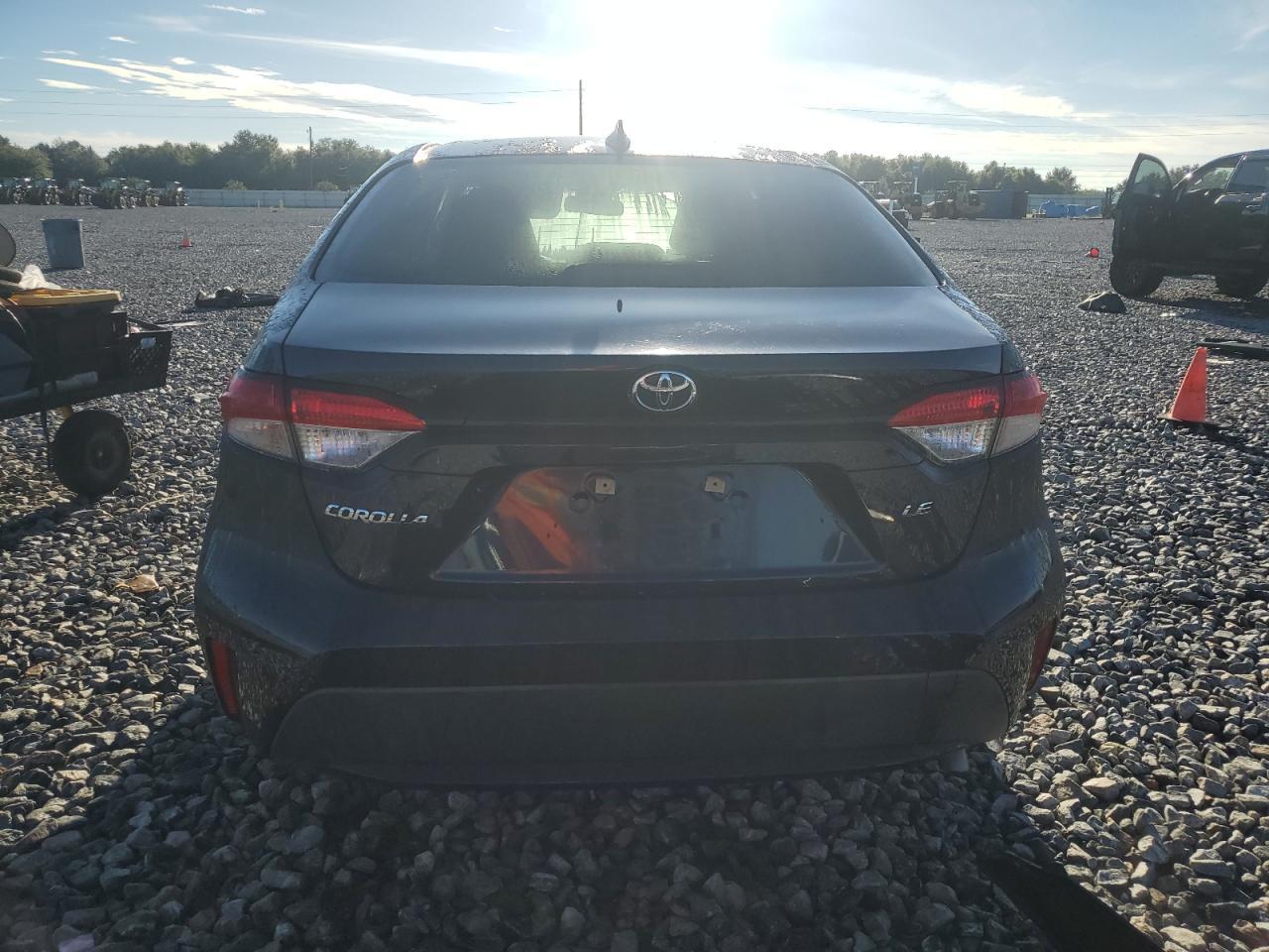 2021 Toyota Corolla Le - Фото 6