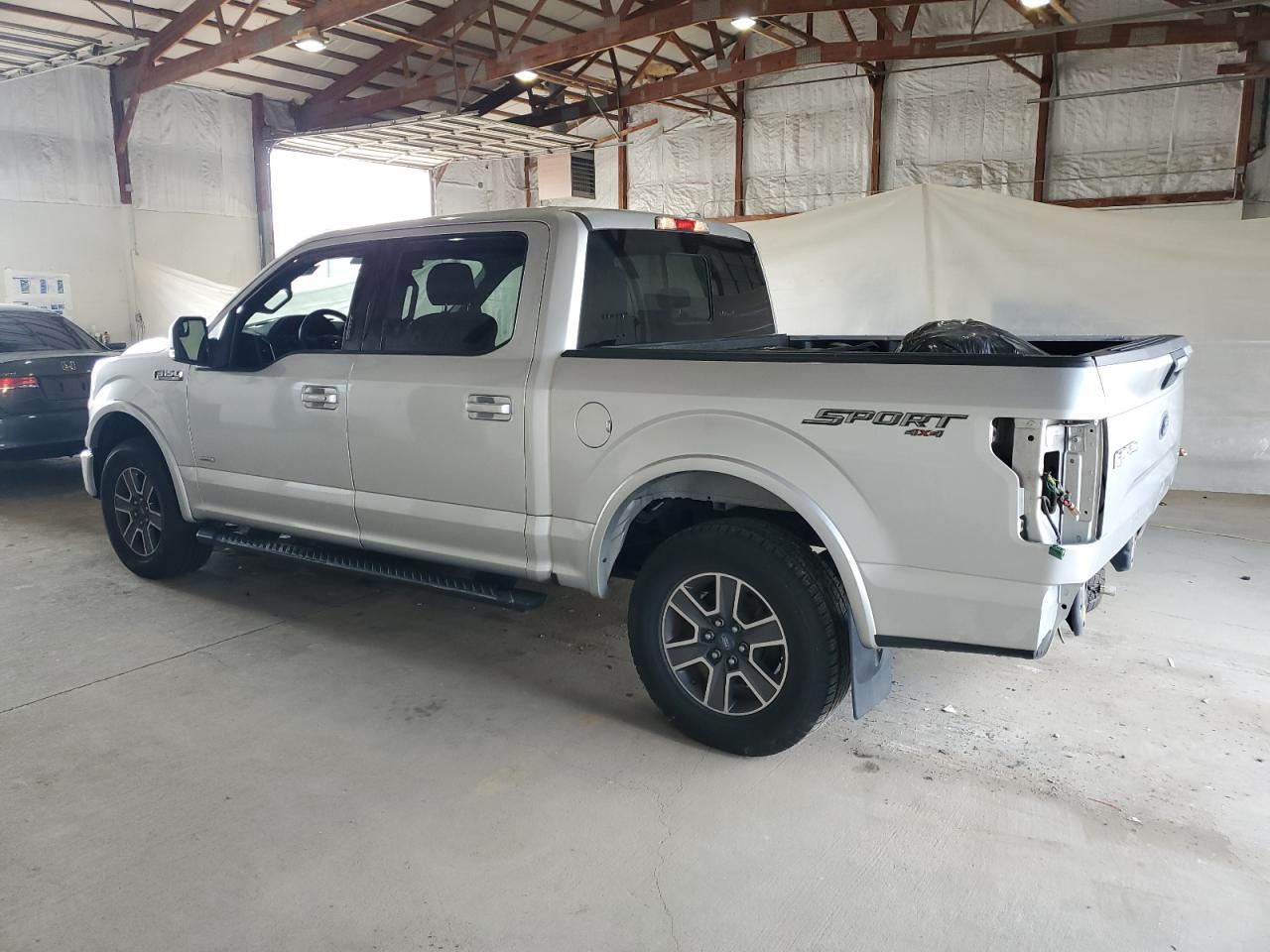 2017 Ford F150 Supercrew - Фото 2