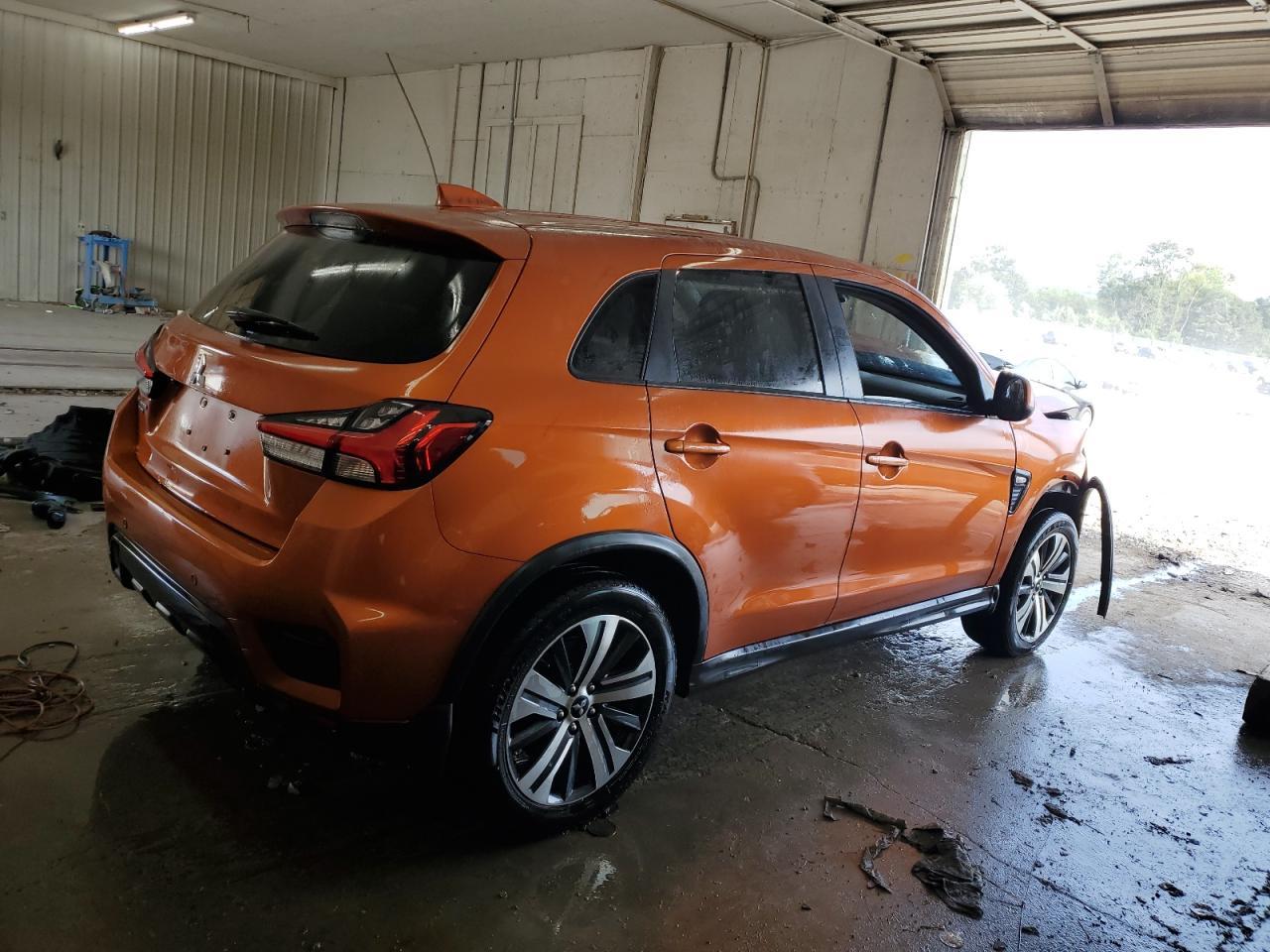 2022 Mitsubishi Outlander Sport Es - Image 3