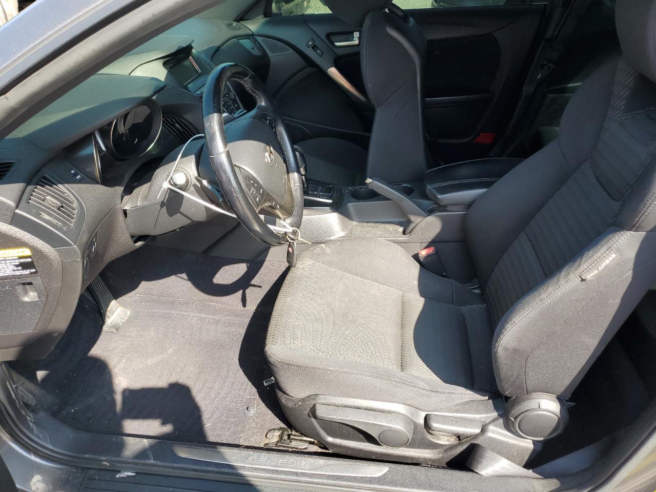 2013 Hyundai Genesis Coupe 2.0T - Фото 7