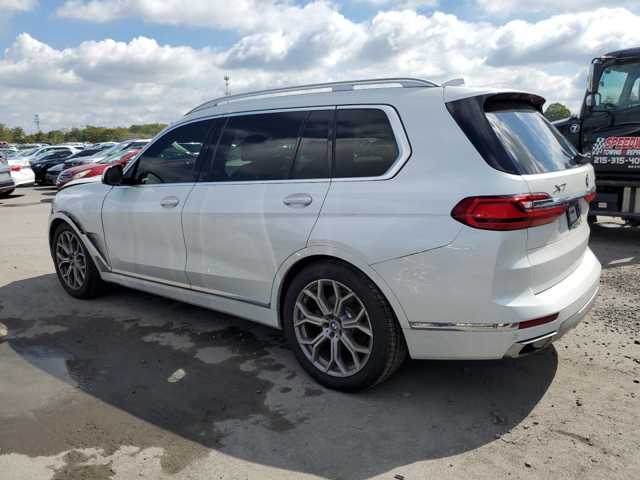 2020 BMW X7 xDrive40I - Фото 2