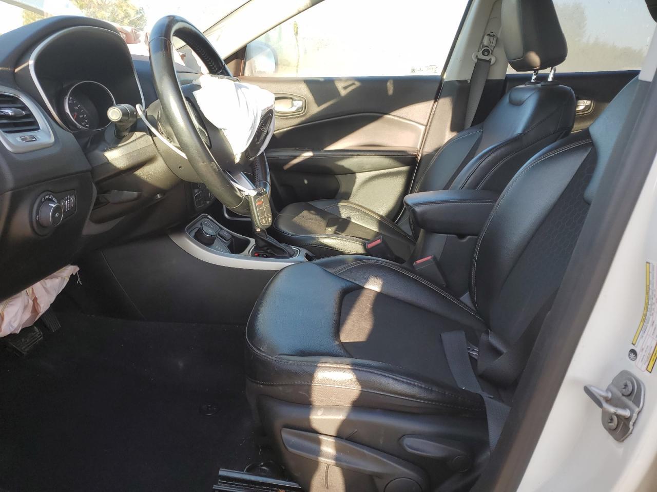 2020 Jeep Compass Latitude - Фото 7