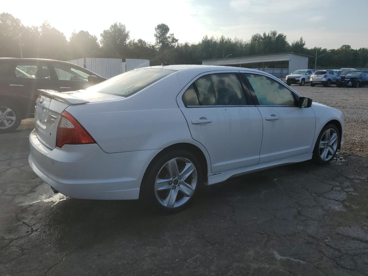 2012 Ford Fusion Sport - Фото 3