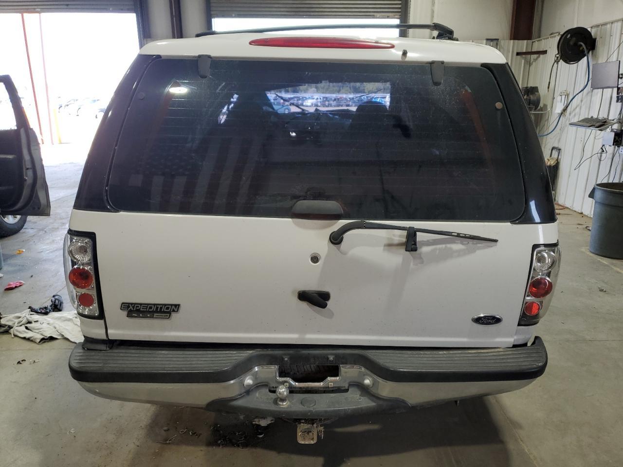 2000 Ford Expedition Xlt - Image 6