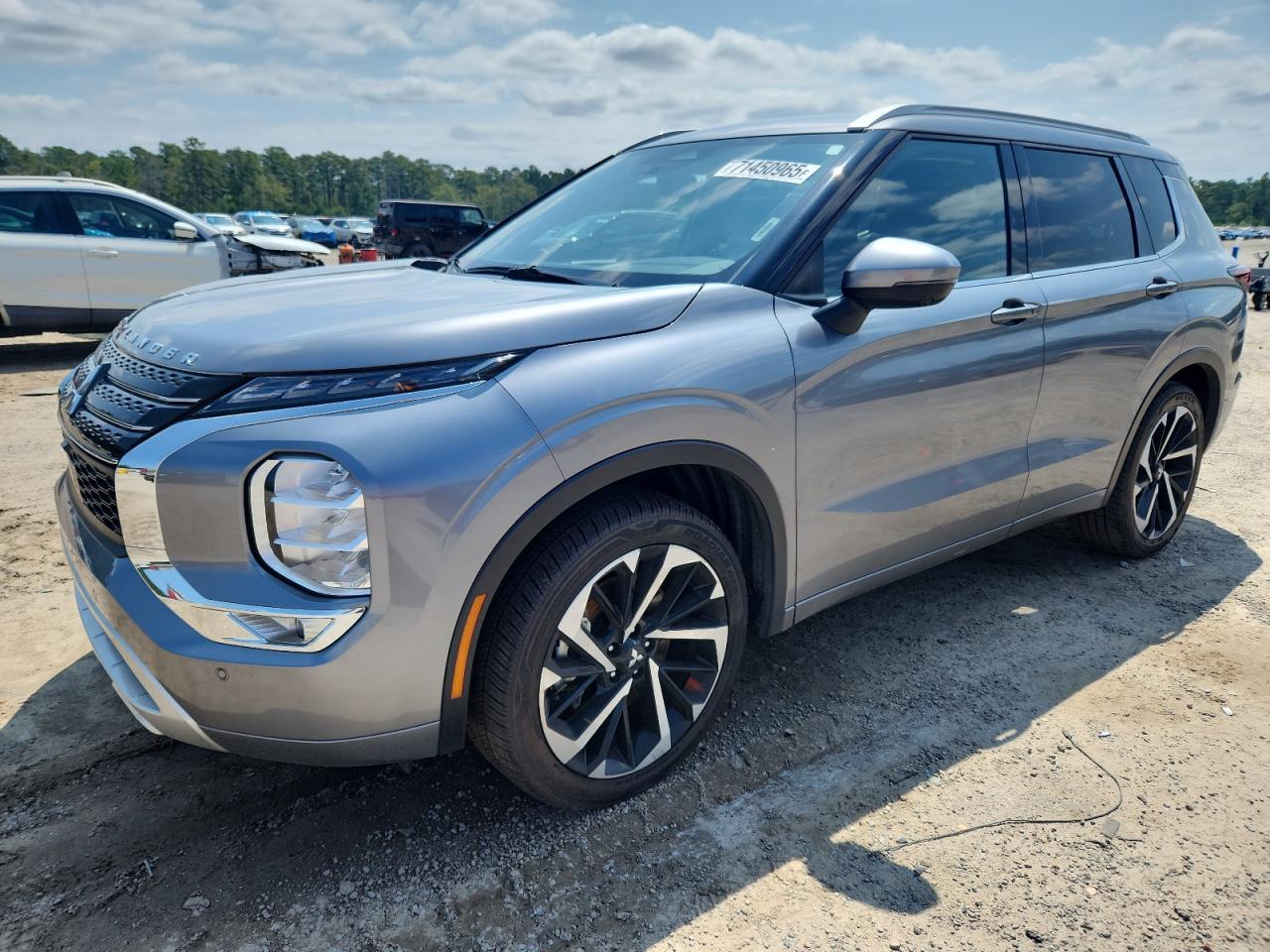 2024 Mitsubishi Outlander Sel