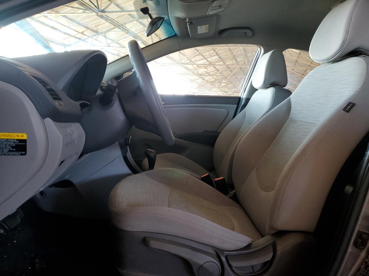 2017 Hyundai Accent Se - Фото 7