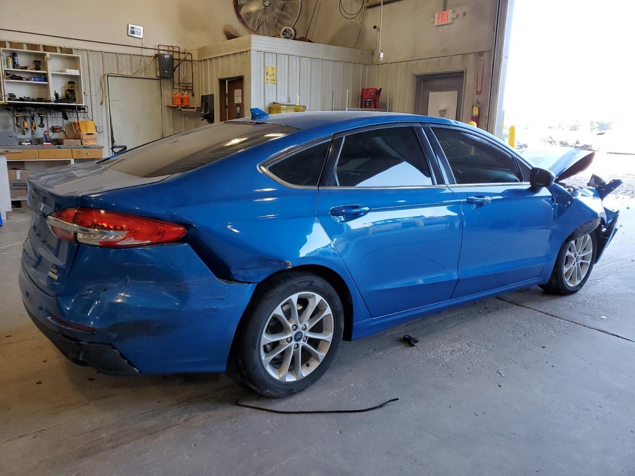 2019 Ford Fusion Se - Фото 3