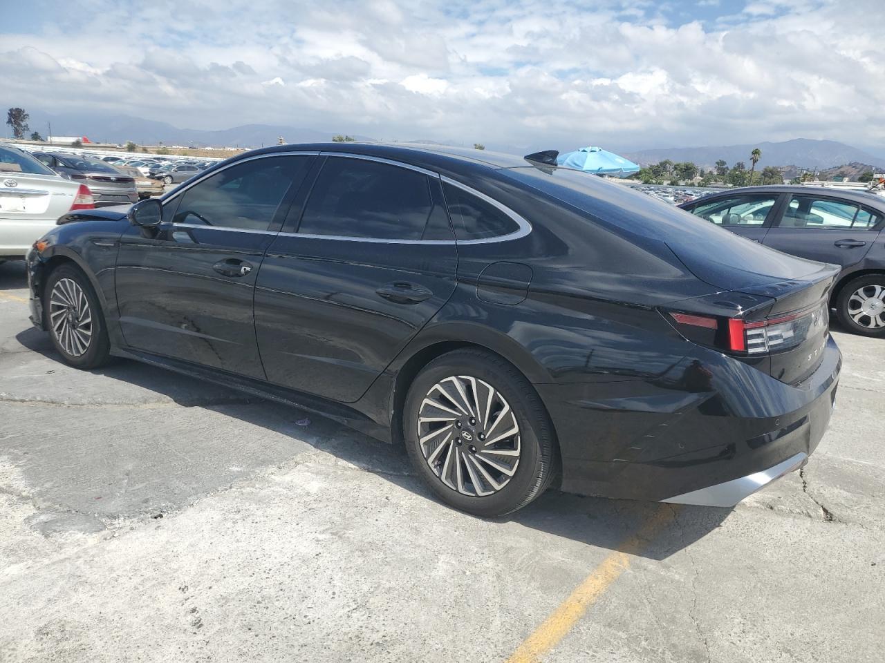 2024 Hyundai Sonata Hybrid - Фото 2