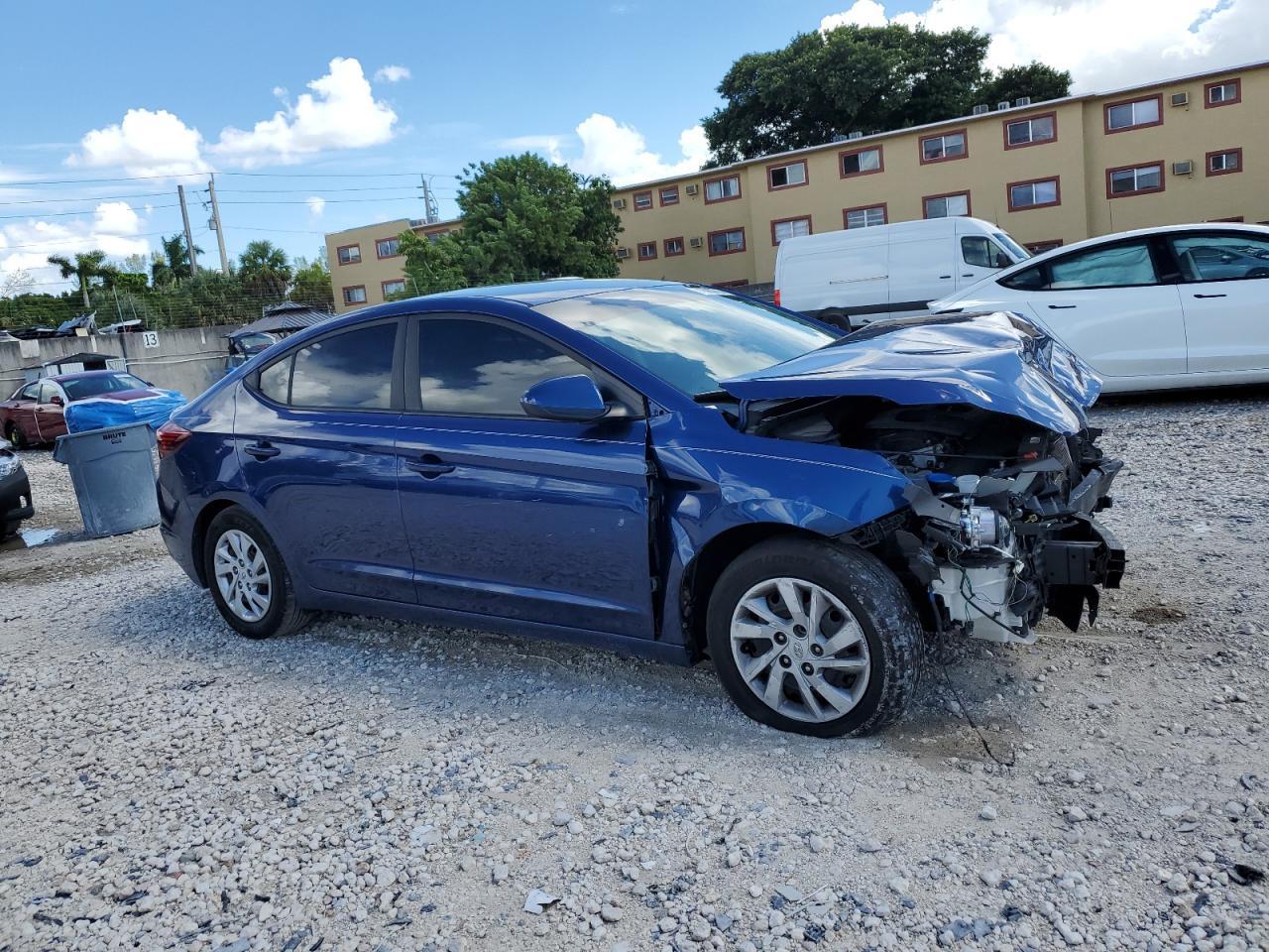 2019 Hyundai Elantra Se - Фото 4