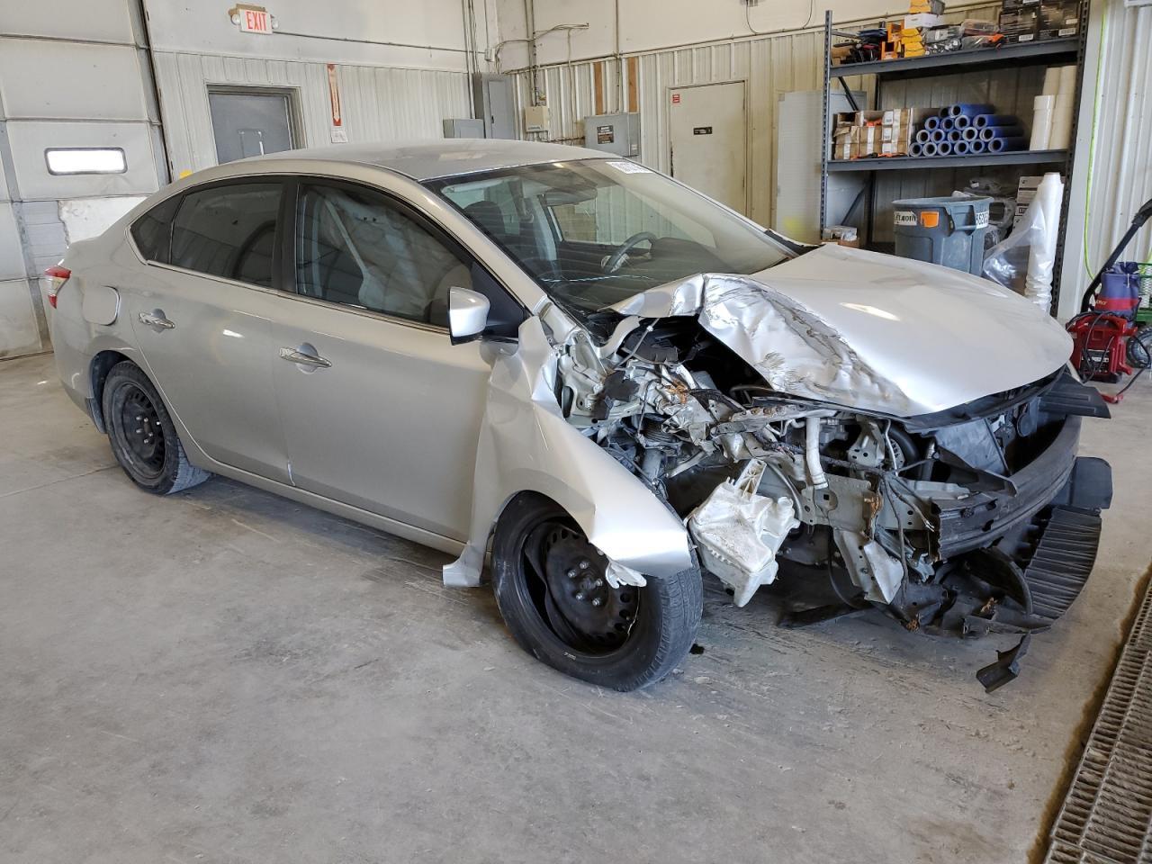 2015 Nissan Sentra S - Фото 4