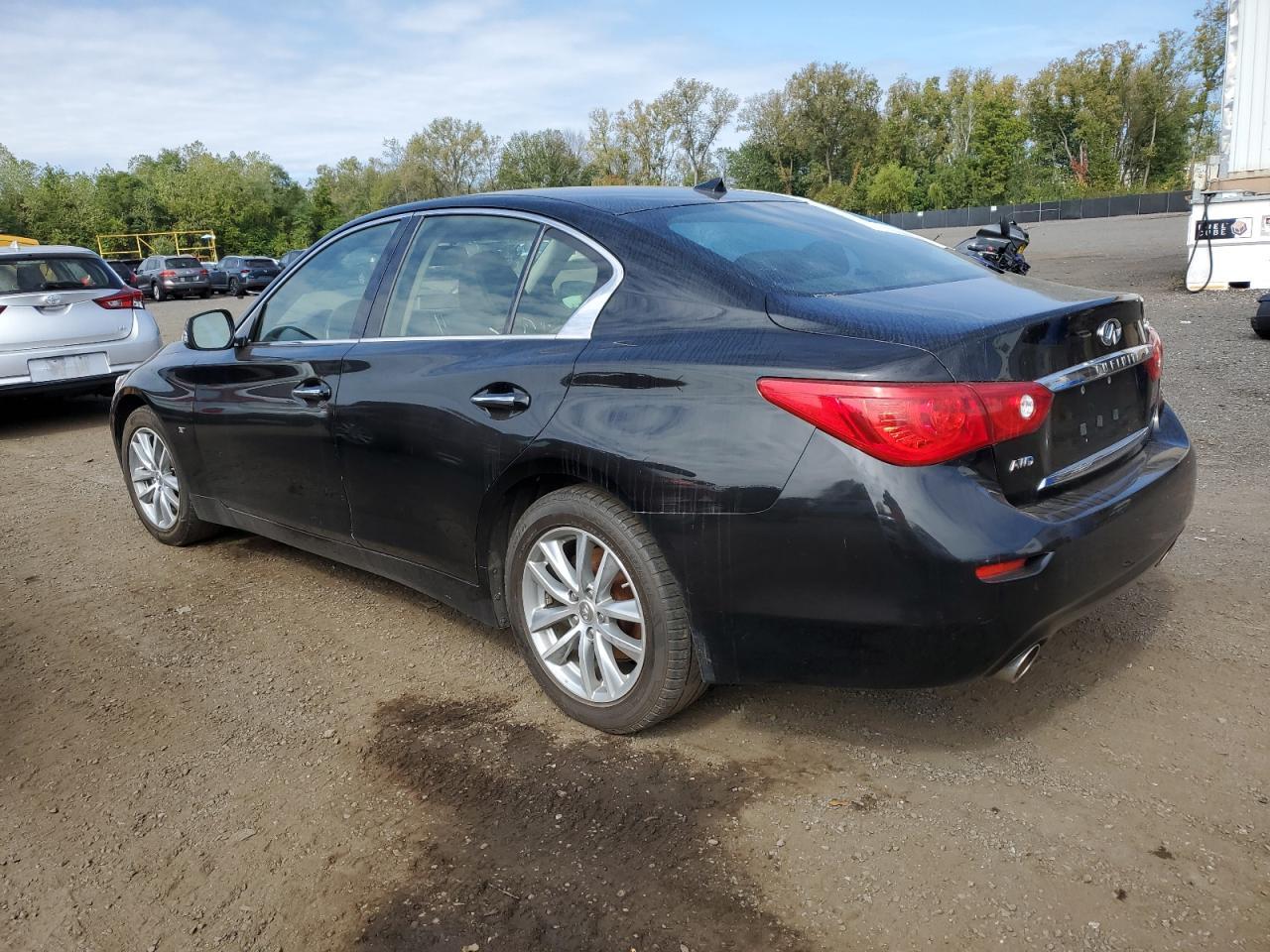 2015 Infiniti Q50 Base - Фото 2