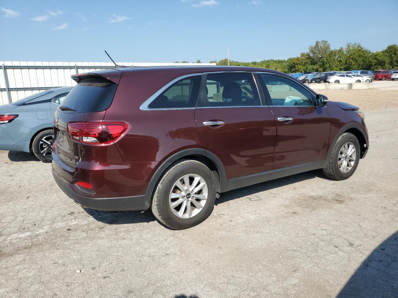 2019 Kia Sorento L - Фото 3