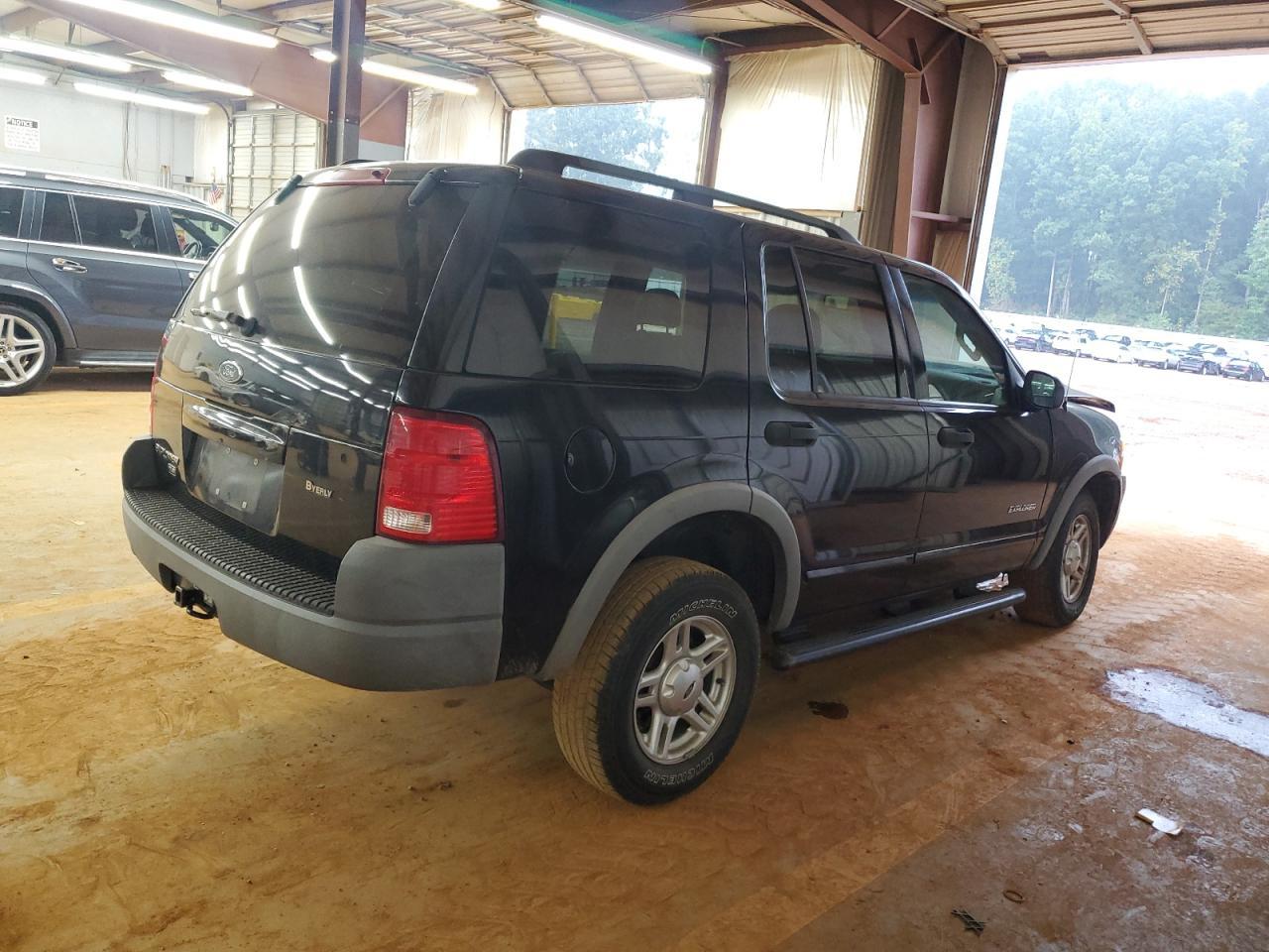 2002 Ford Explorer Xls - Image 3