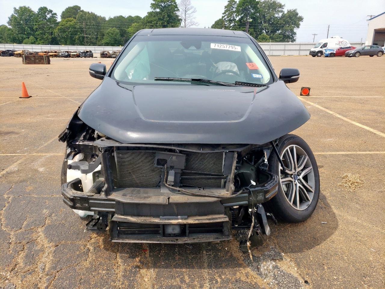 2019 Ford Edge Titanium - Фото 5