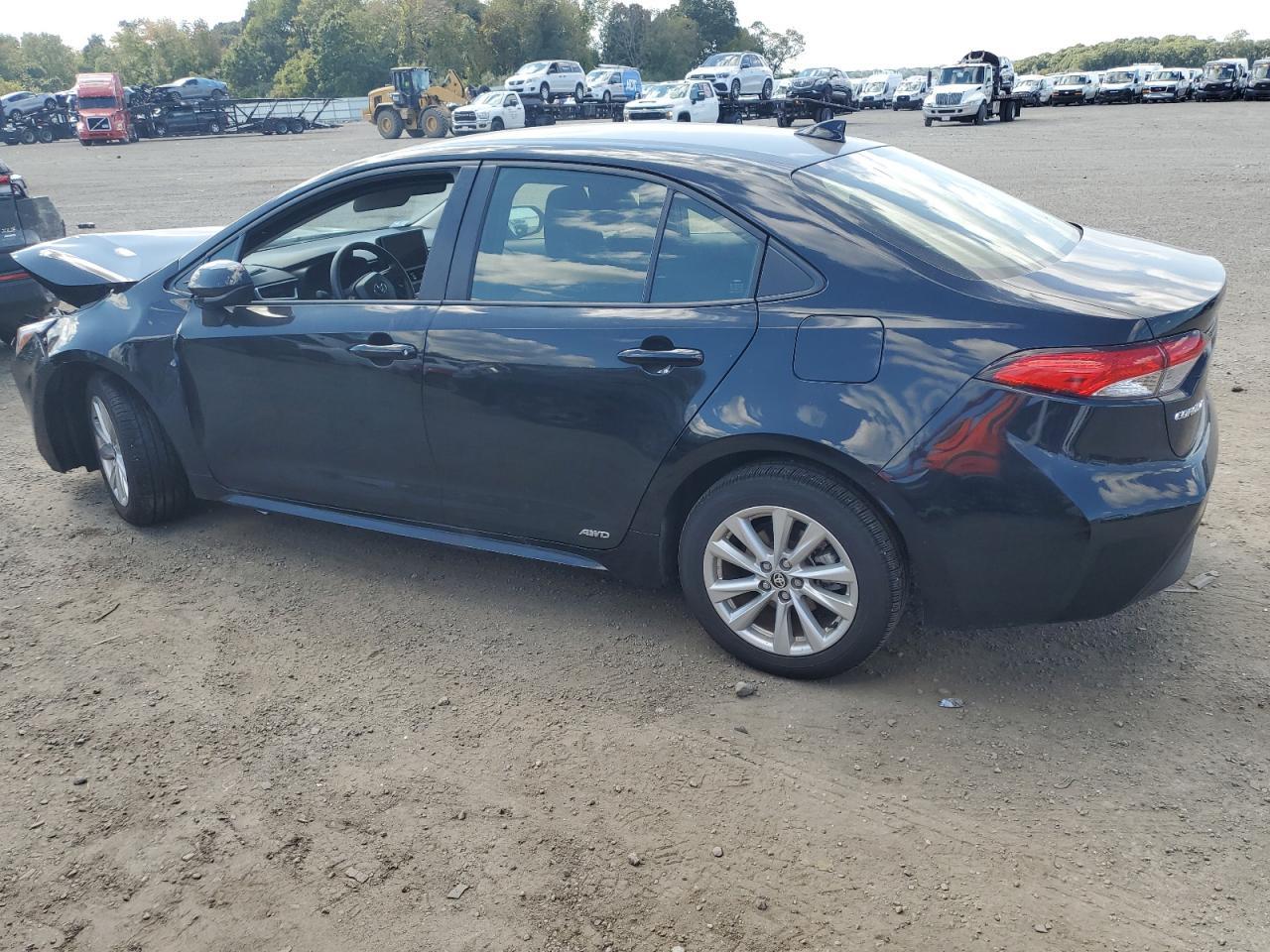 2025 Toyota Corolla Le - Image 2