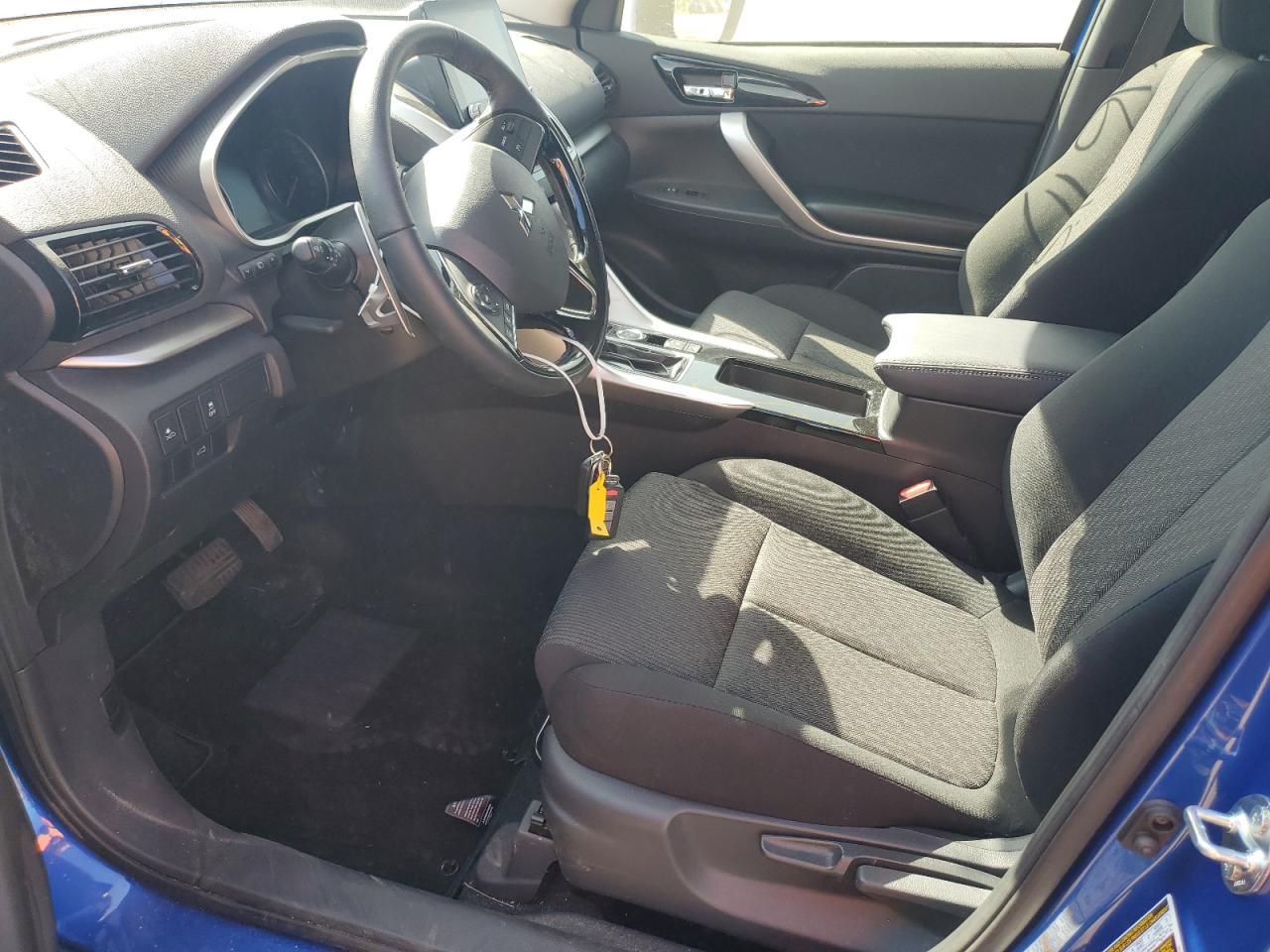 2025 Mitsubishi Eclipse Cross Le - Image 7