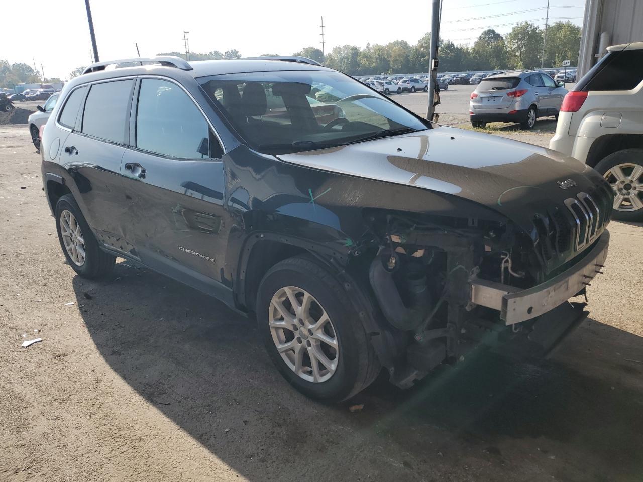 2016 Jeep Cherokee Latitude - Фото 4