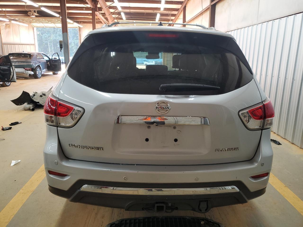 2013 Nissan Pathfinder S - Фото 6