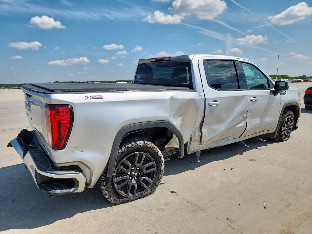 2020 GMC Sierra K1500 Elevation - Image 3