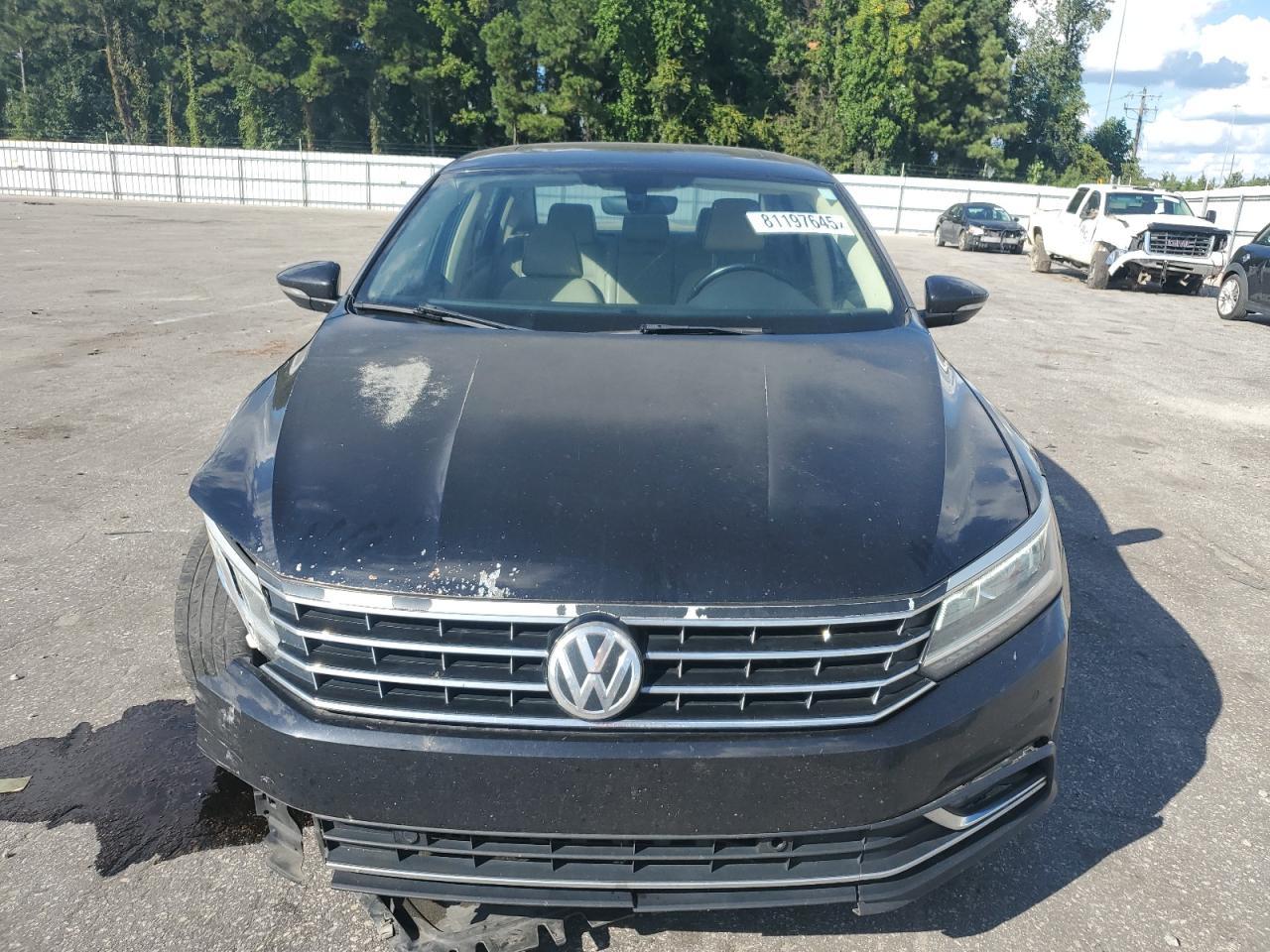 2018 Volkswagen Passat Se - Фото 5
