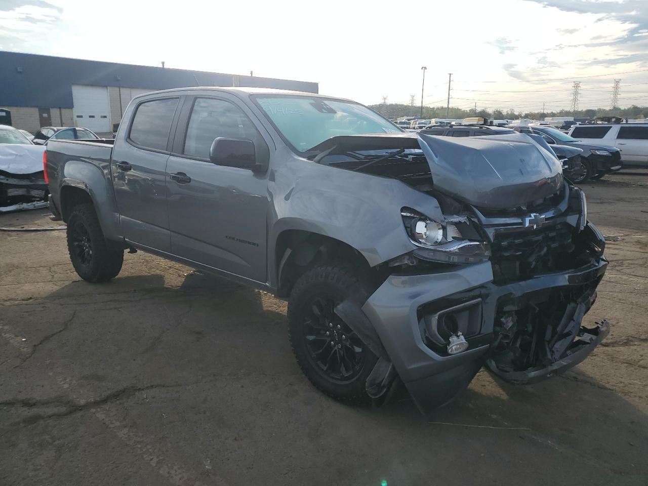 2022 Chevrolet Colorado Z71 - Фото 4