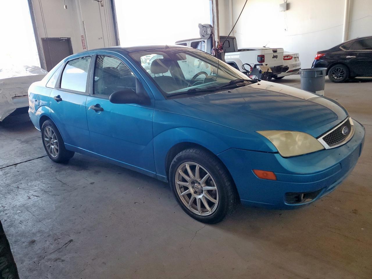 2007 Ford Focus Zx4 - Image 4