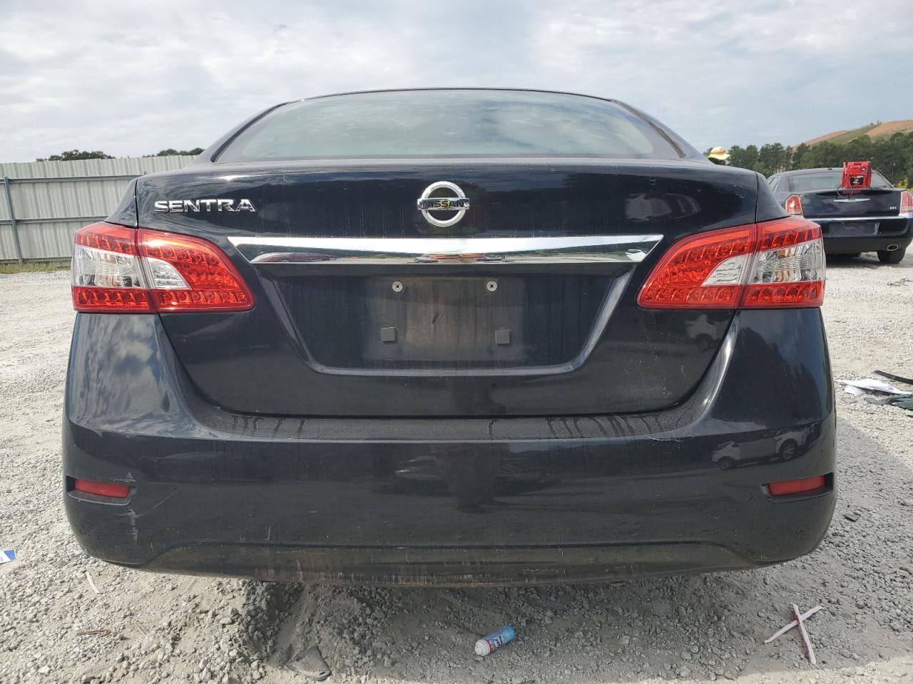2015 Nissan Sentra S - Фото 6