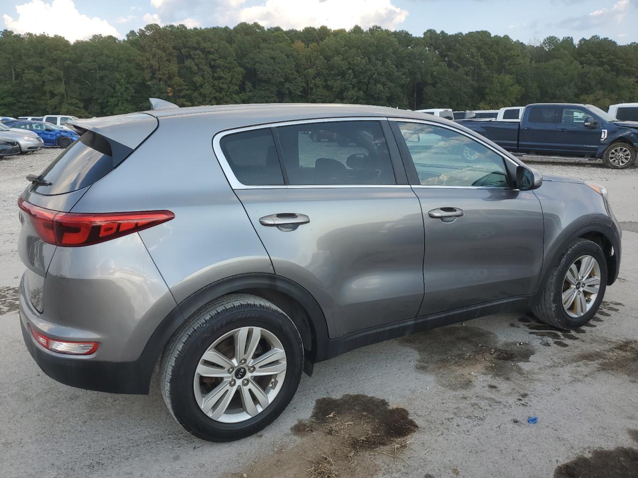 2017 Kia Sportage Lx - Image 3