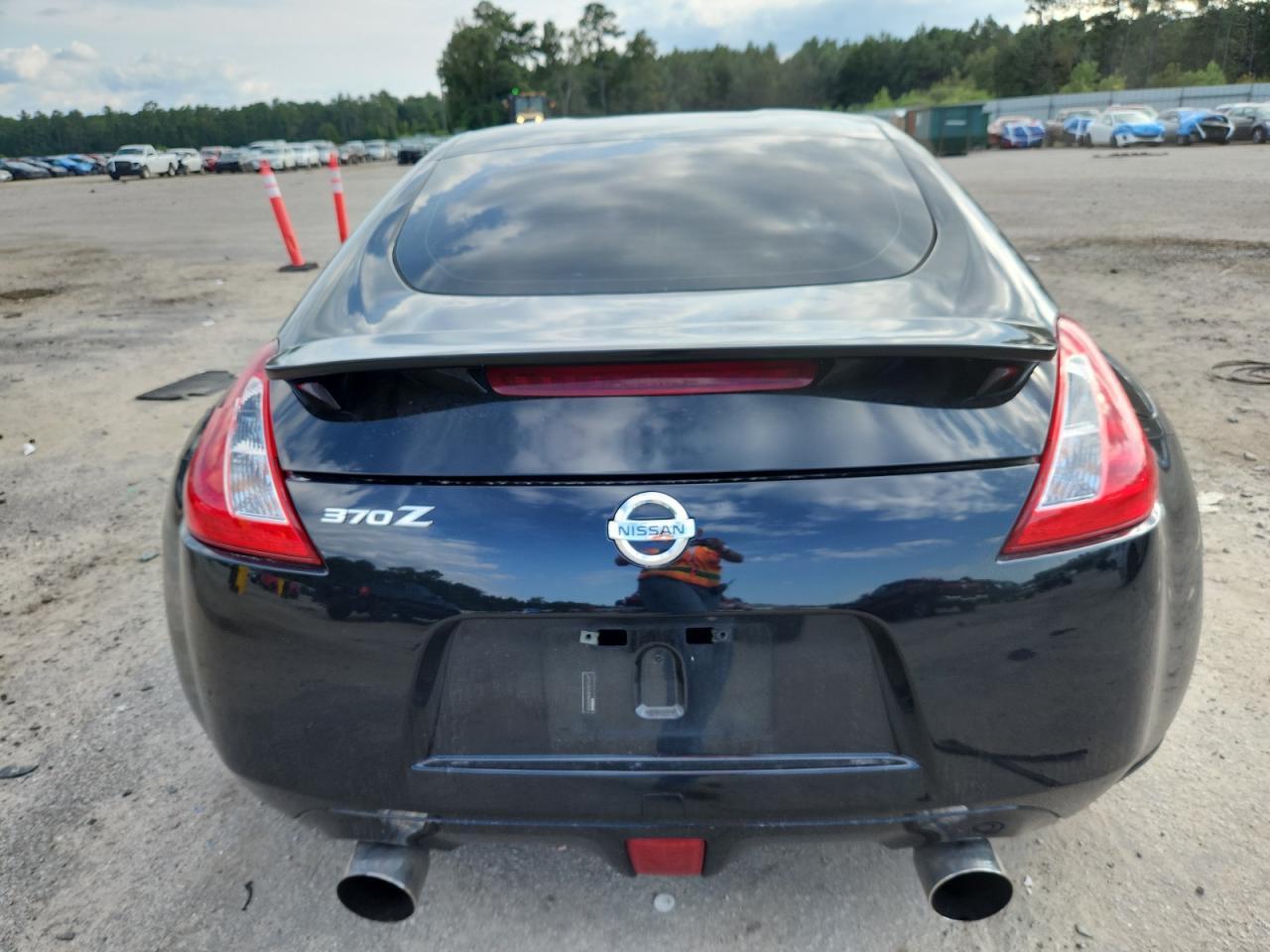 2014 Nissan 370Z Base - Фото 6