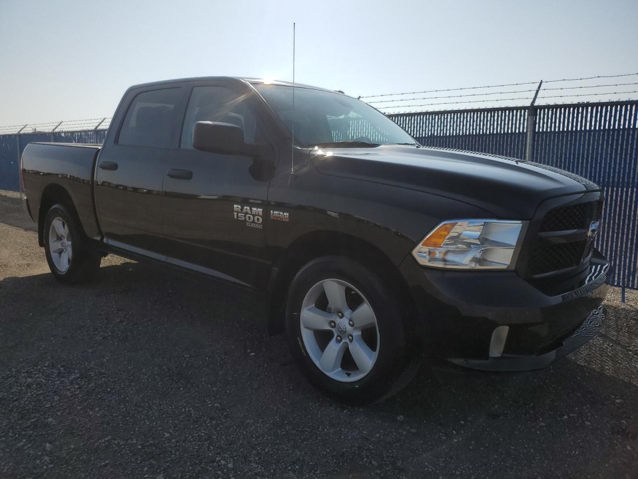 2023 Ram 1500 Classic Tradesman - Фото 4
